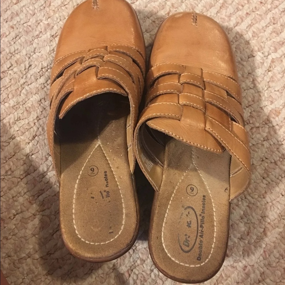 Wedge clogs